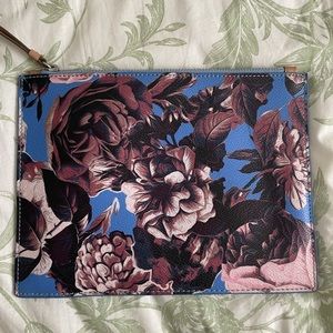 Floral clutch
